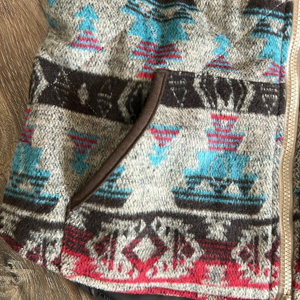 Outback trading company western Aztec style vest size medium with pockets - Picture 2 of 14